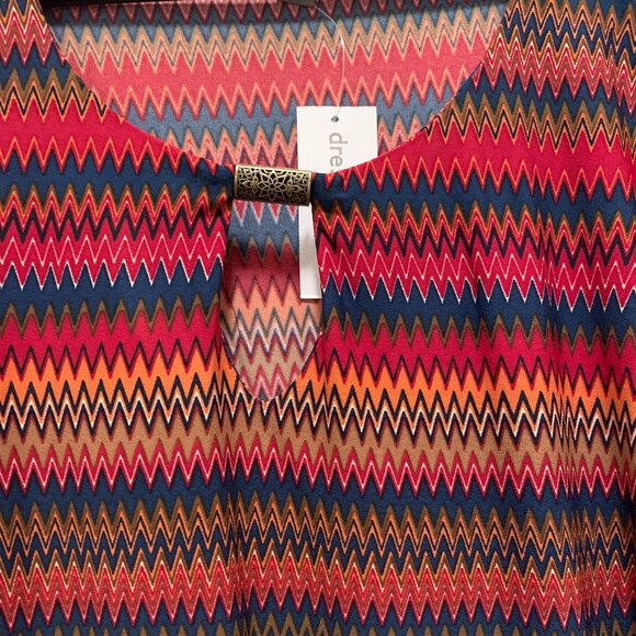 Roz & Ali Woman Women's Multicolor Chevron Keyhole Top Size 1X New With Tags - Picture 2 of 4